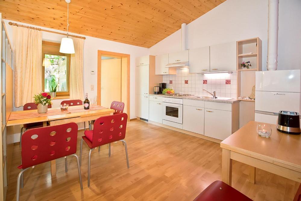 Apparthaus & Chalets Hofer Zell am Ziller Exterior photo